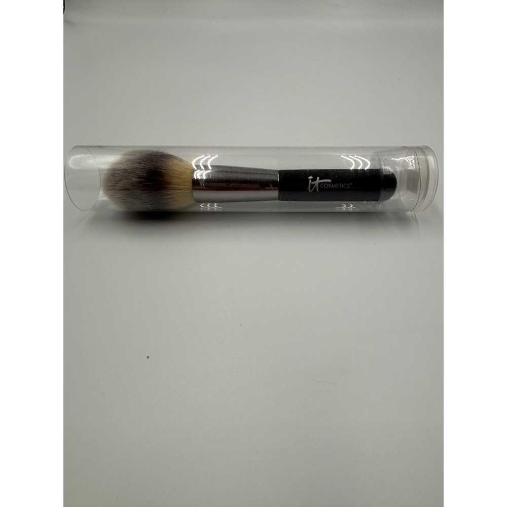IT Cosmetics Heavenly Luxe Wand Ball Powder Brush #8 Makeup Tool - Picture 2 of 4